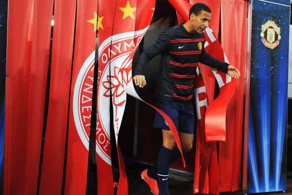 Con casi 36 años, Rio Ferdinand cuenta cada vez menos para Moyes. Según varios medios ingleses su futuro está más afuera que adentro del Manchester, incluso podrían forzar su retiro.