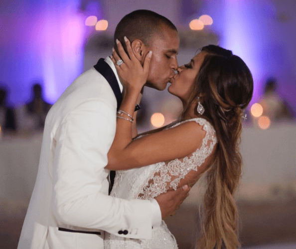 Y no tiene menos de dos años que ambos contrajeron nupcias. Mantengan la sintonía, pronto sabremos qué es lo que sucede con el atribulado Jordan Poyer y su lío de faldas.