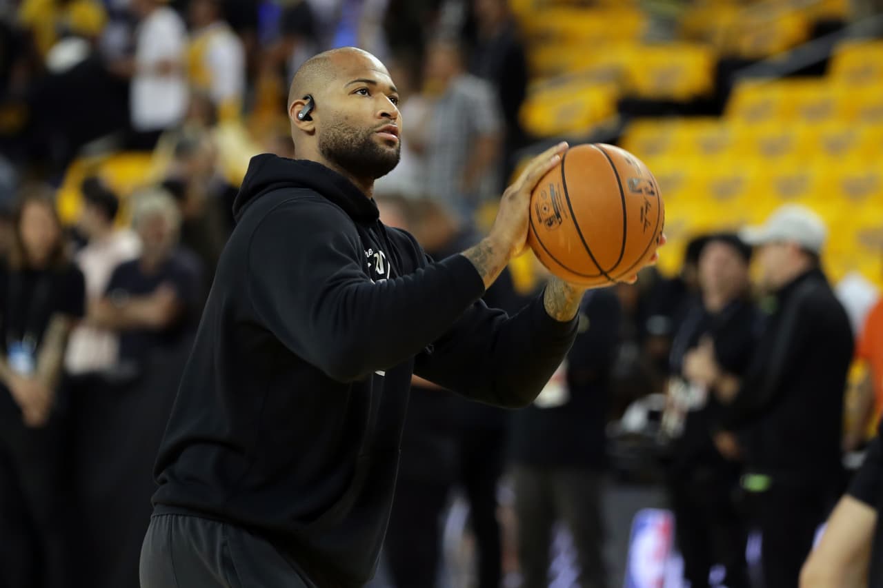 Se llegó la fecha del Juego 3 de las Finales NBA en la costa oeste de los Estados Unidos cuando Oracle Arena recibió de nuevo la lucha por el cetro de la mejor liga de baloncesto del mundo. Así fue como llegaron al recinto los jugadores tanto de Toronto Raptors como de Golden State Warriors.