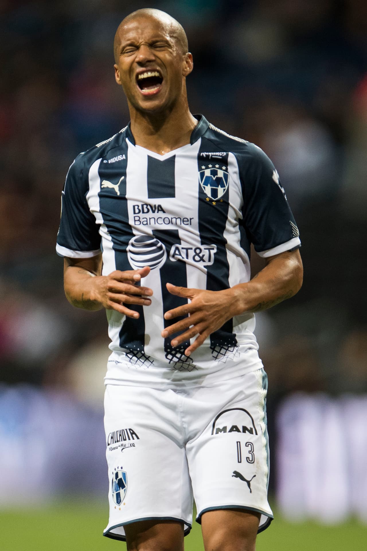 Sin embargo, jugadores como el uruguayo Carlos Sánchez sí cayeron en esa mala racha de nuevo.