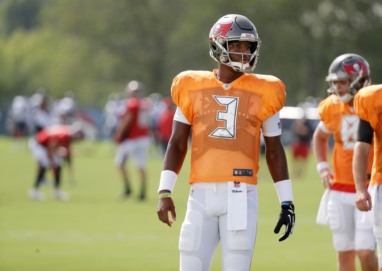 Jameis Winston reaparece consciente de Fitzpatrick: "No soy egoísta, pienso en el equipo"