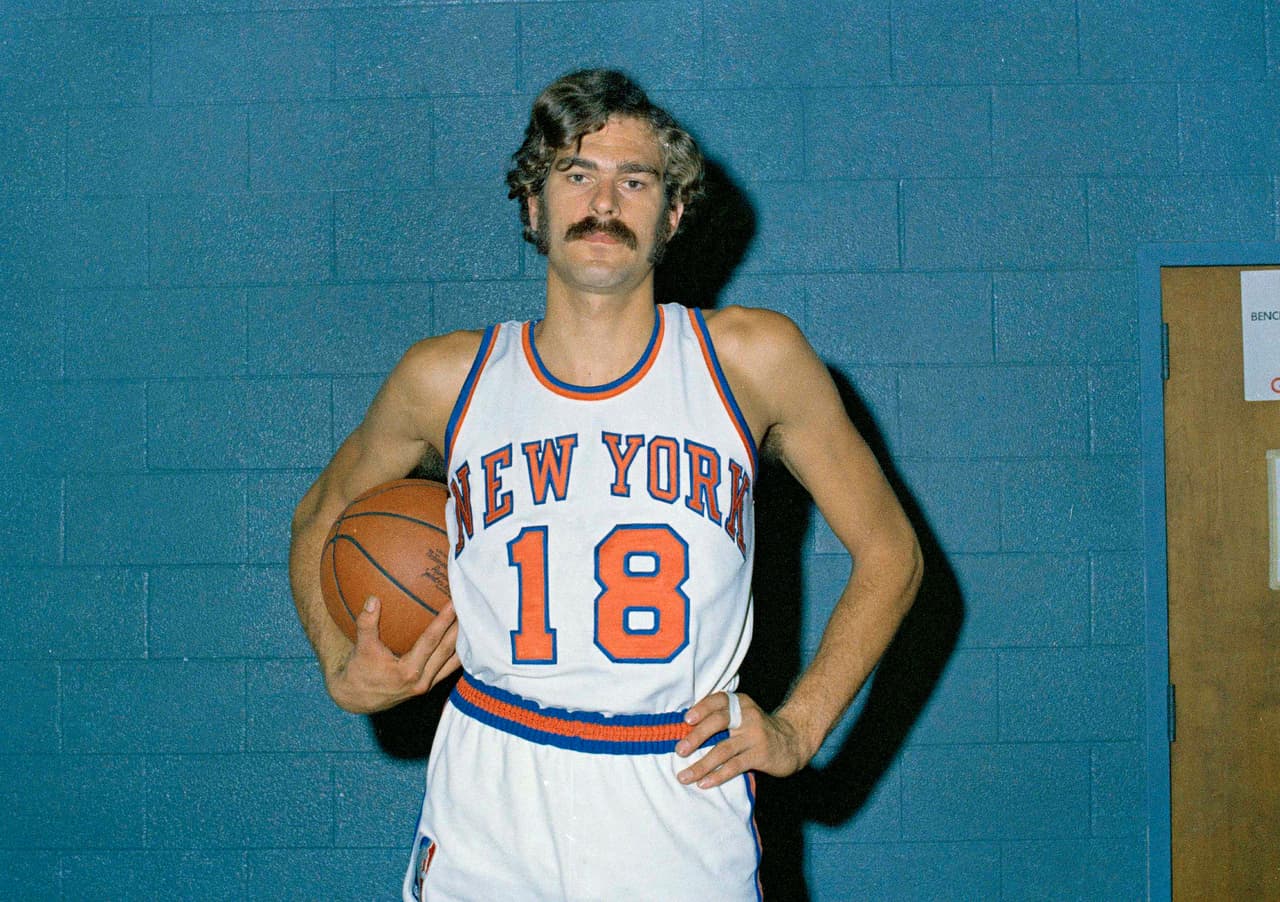 El legendario entrenador de la NBA primero fue jugador y dos anillos (1970-1973) con los New York Knicks.