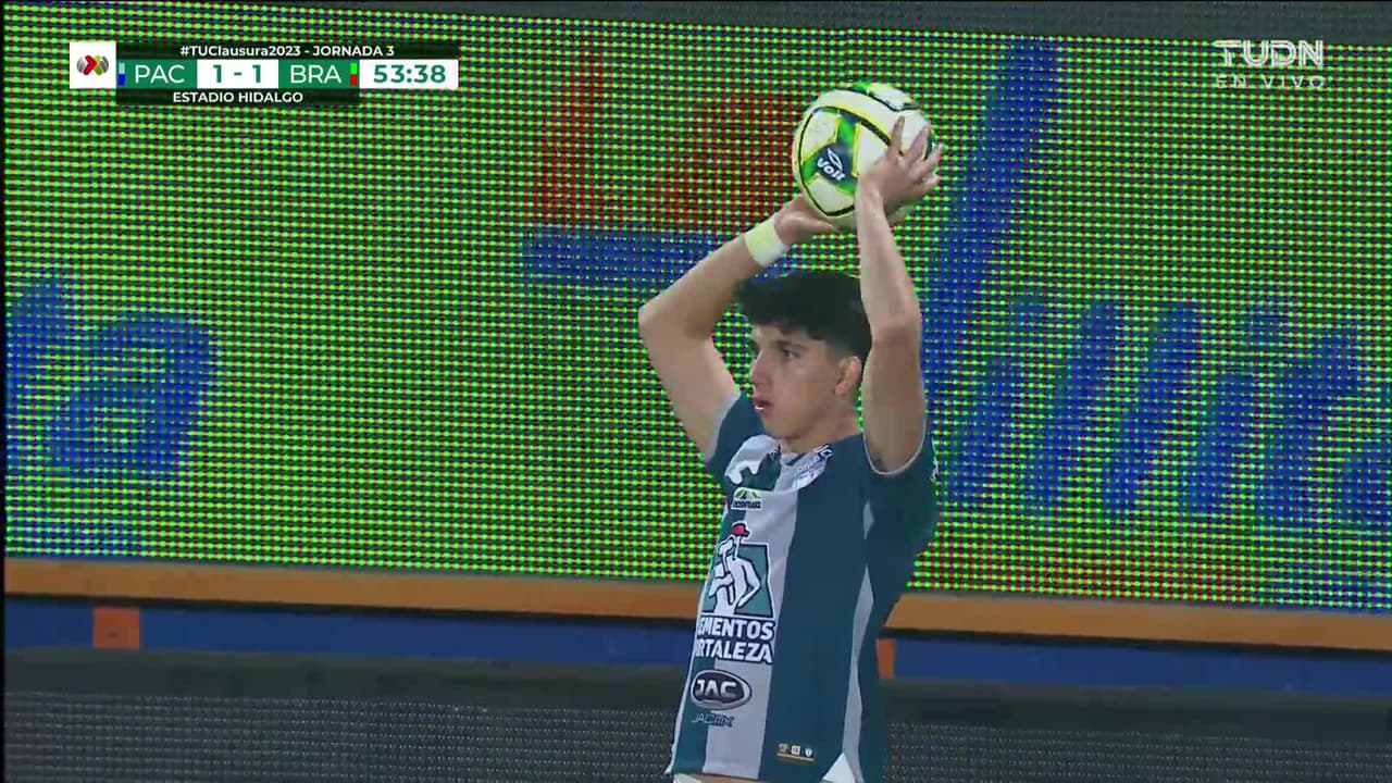 ¡GOOOL! Mauricio Isais anota para Pachuca.