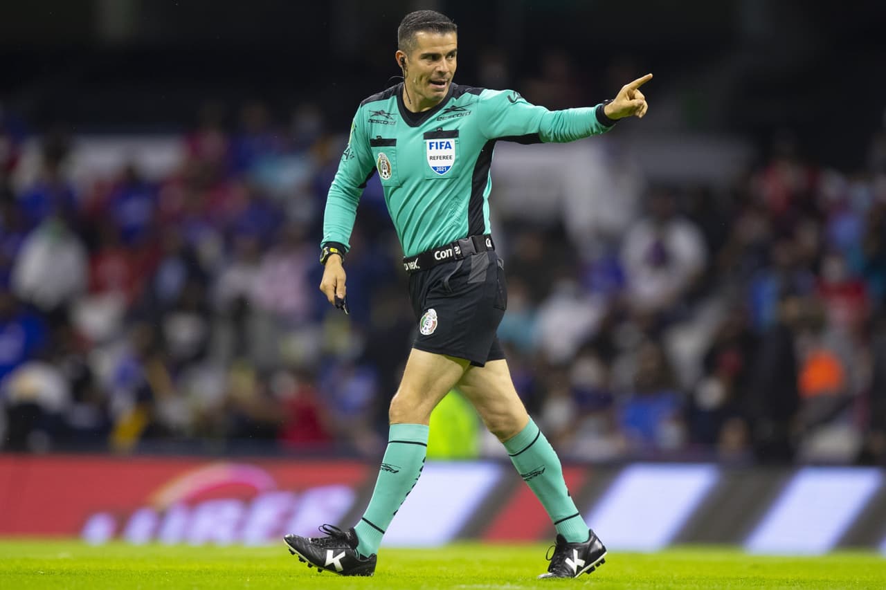 Fernando Hernández pitará la Final y se reencuentra con Corona