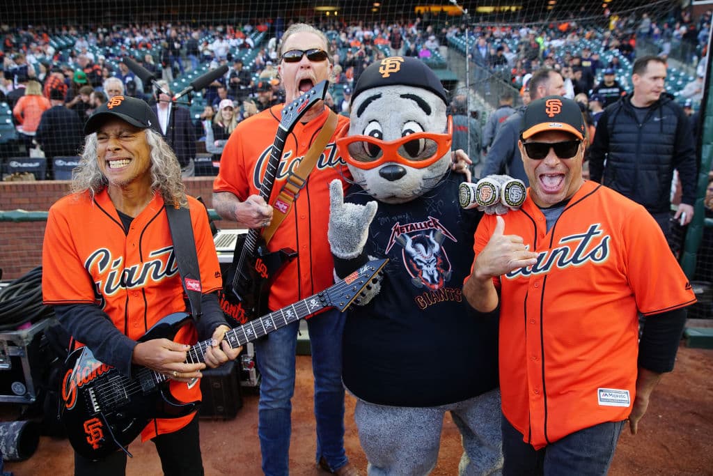 Las mascotas más carismáticas de la MLB | Se han convertido en los personajes consentidos de los aficionados al ‘Rey de los Deportes’. | 'Lou Seal', la mascota de los San Francisco Giants, es fanática de Metallica.