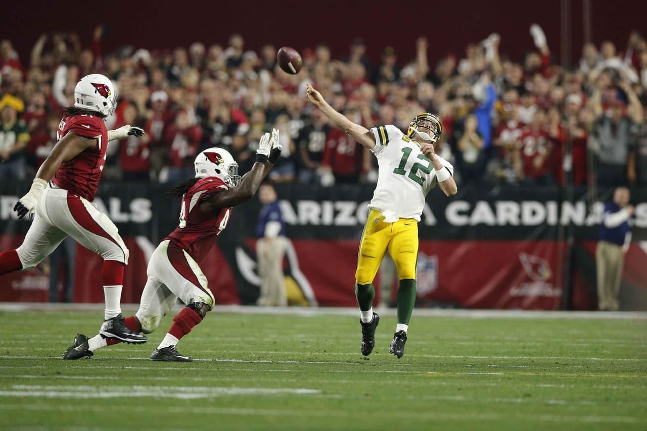 6.- Green Bay Packers - 16 de enero del 2016 (20-26 [TE] en Arizona Cardinals) (Playoffs Divisionales).- En un partido para el recuerdo un Ave María de Aaron Rodgers a Jeff Janis forzó una improbable prórroga donde los Cardinals evitaron otro milagro más con dos recepciones fantásticas de Larry Fitzgerald, la segunda de ellas para el touchdown que dio fin al partido en la primera serie ofensiva del tiempo extra.
