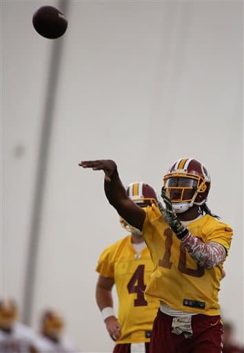 Gran reto de RG3 para este 2015 (AP-NFL).