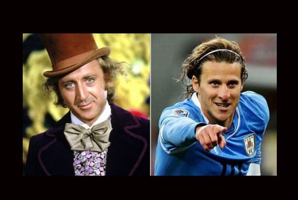 Diego Forlán solo necesitaría conseguir un sombrero y un moño para verse idéntico a 'Willy Wonka'. (Foto: Twitter)