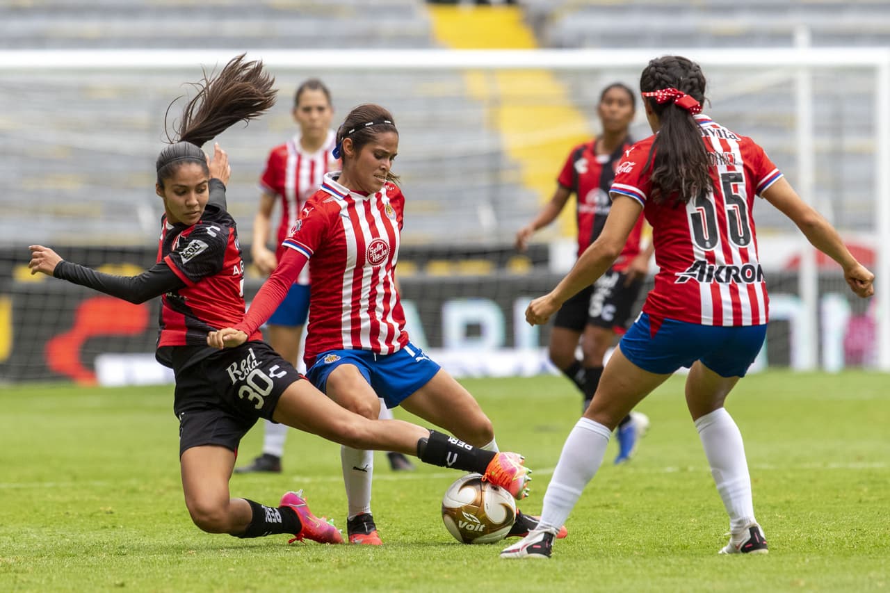 Atlas no logra anotar, pero si logra mantener su marco en ceros y buscará meternse a la final del Guard1anes 2021 el próximo lunes en casa de las Chivas.
