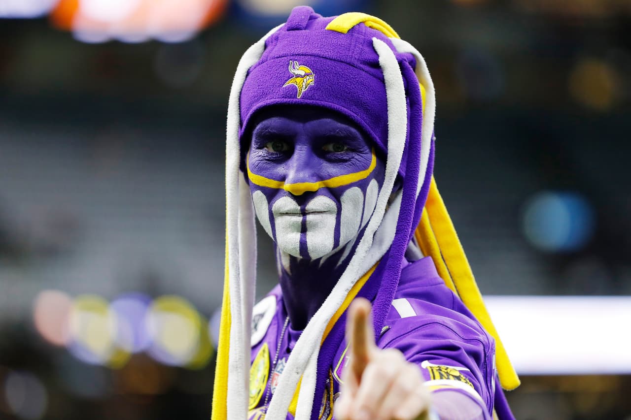 Minnesota saca el partido con una atrapada de Kyle Rudolph en tiempo extra y derrotan 26-20 a New Orleans Saints.