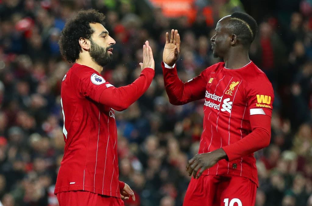 Con goles de Salah y Mané, los Reds ganan 2-0 al Sheffield United y siguen alejándose en la cima de la Premier League.