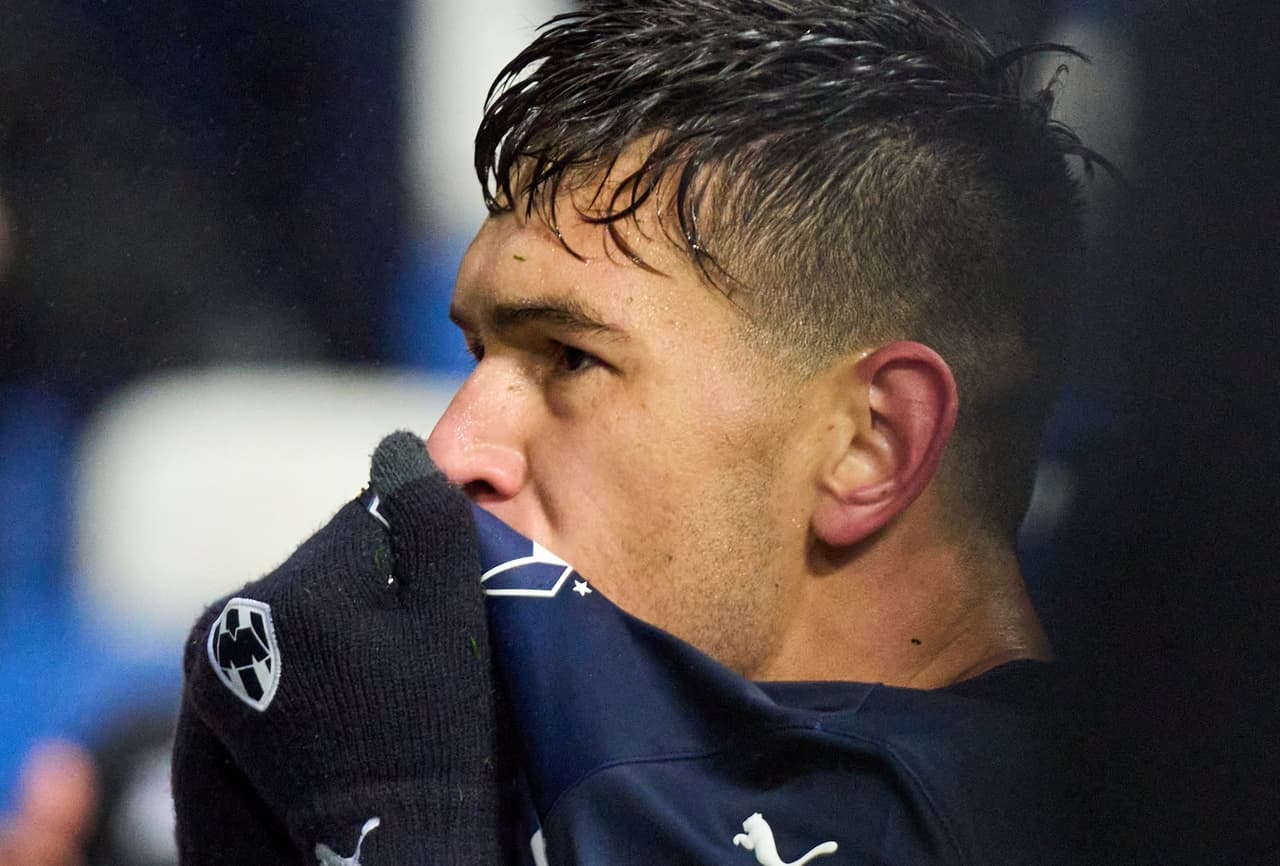 César Montes da positivo en prueba PCR y no puede viajar al Mundial de Clubes