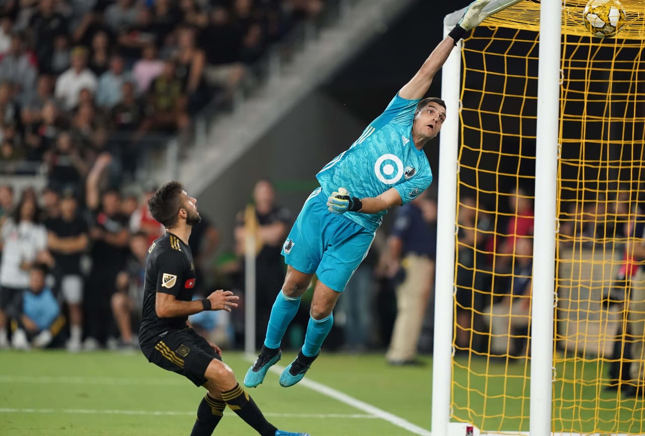 Minnesota United sorprendió quitándole el invicto en casa a LAFC. Los angelinos estuvieron encima buscando rescatar el resultado pero se toparon con un Vito Mannone que no permitió que ninguno de los más de 20 tiros terminara dentro de su arco.