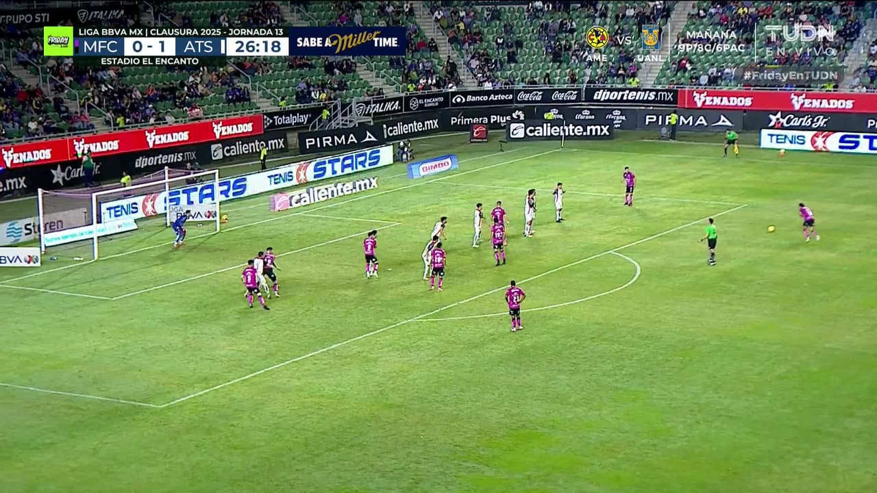 ¡Golazo enfermo de Benedetti! Disparo magistral y empata el partido