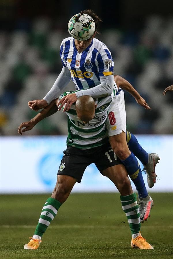 Con doblete de Jovane Cabral, el Sporting de Lisboa avanza a la final de la Copa de la Liga de Portugal, tras derrotar al Porto 2-1. Los goles por parte de los verdiblancos cayeron en los últimos 10 minutos del partido.