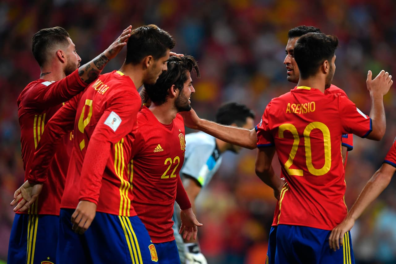 España llegó con este triunfo a 19 puntos, mientras que Italia se quedó en 13 ocupando en segundo lugar del Grupo G.