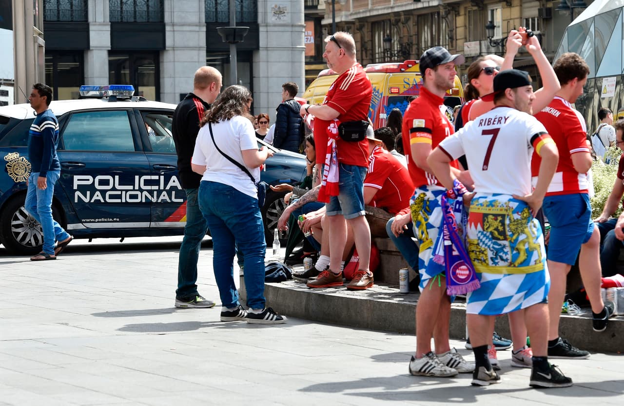 La expectativa se tomó las calles madrileñas, ante la espera tanto de los seguidores visitantes como de los locales.