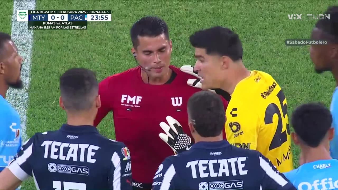 ¡Canales, de penal, pone al frente a Rayados!
