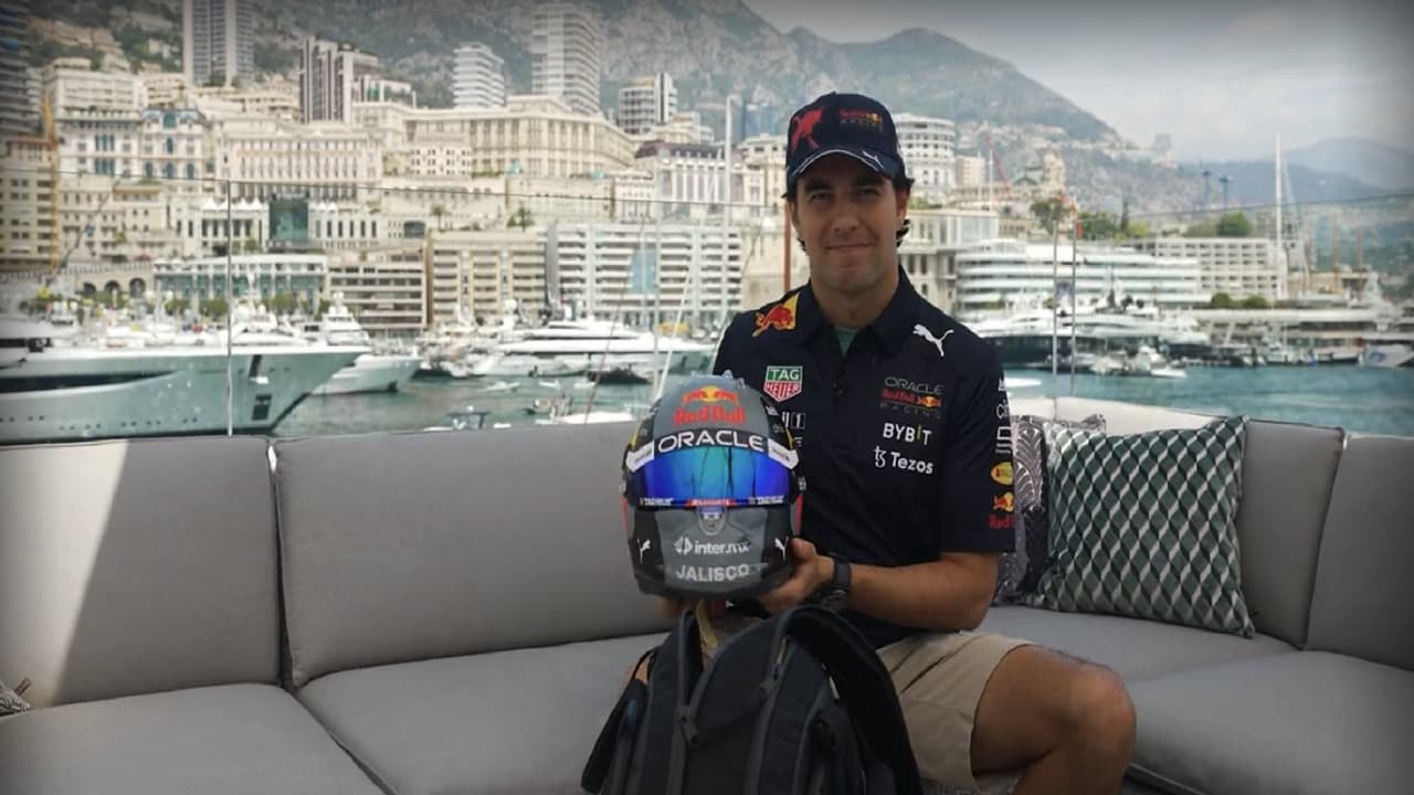 Checo Pérez y su espectacular casco para el GP de Mónaco