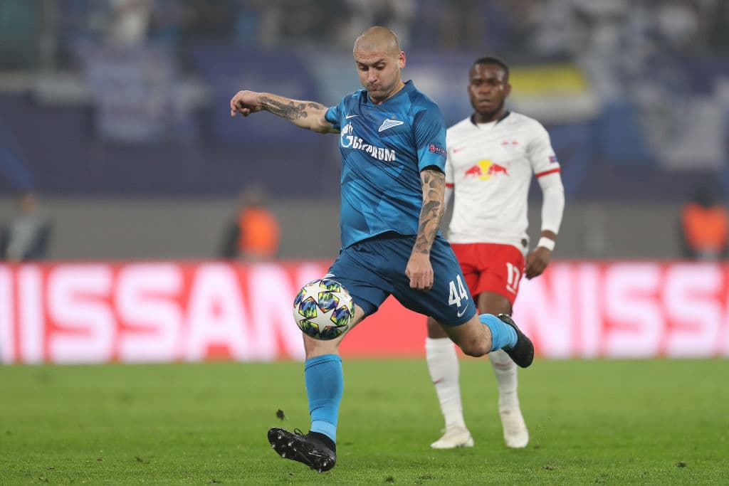 RB Leipzig 2-1 Zenit. Los alemanes vinieron de atrás para ganar en casa, con goles de Laimer y Sabitzer; por el Zenit ruso descontó Rakitskiy.