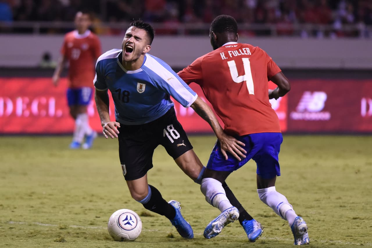 La Selección de Uruguay se lleva la victoria 1-2 con goles de Giorgian De Arrascaeta y Jonathan Rodríguez; por los ticos descontó Celso Borges.