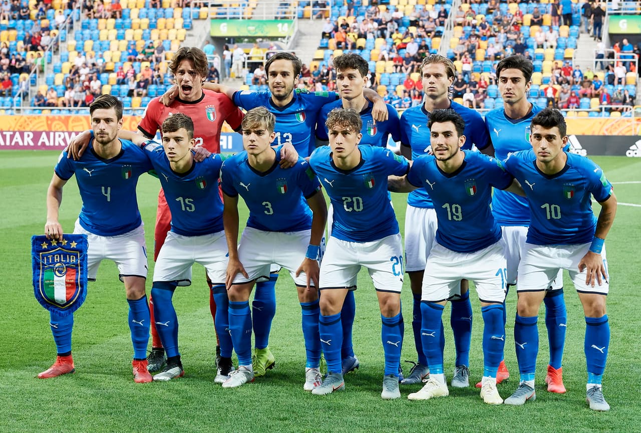 Italia había caído en la Semifinal con Ucrania y desarmó su equipo para cumplir con el Campeonato Europeo Sub-21 desde este domingo.