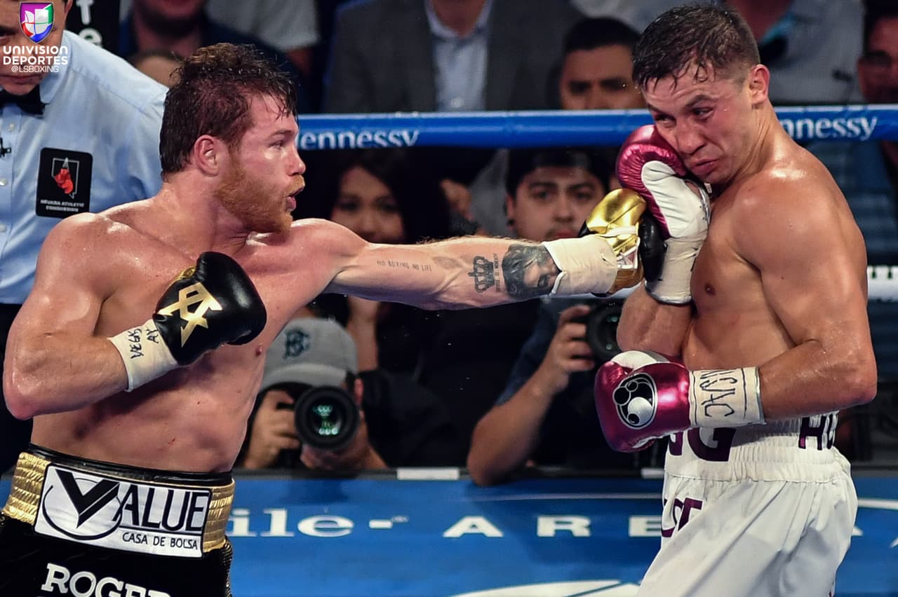 Pese a la defensa que mostraba Golovkin, no podía bloquear toda la metralla que le lanzaba Canelo, quien lanzó una mayor cantidad de impactos que en la primera cita.