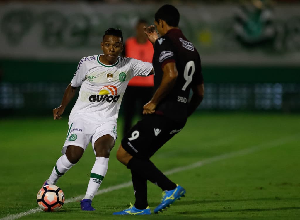 Niltinho, delantero. El extremo derecho juega en el GD Chaves de la segunda división portuguesa.
