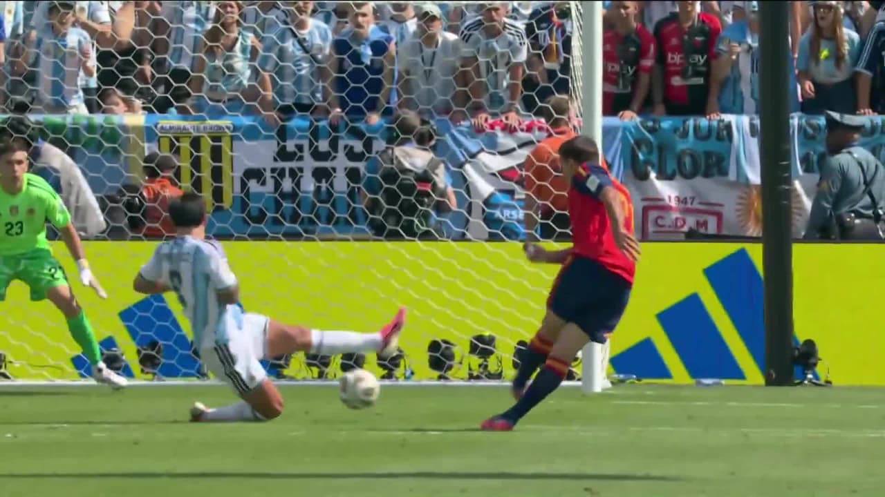 ¡España casi clava un golazo jugándole TikiTaka a Argentina en la Final!