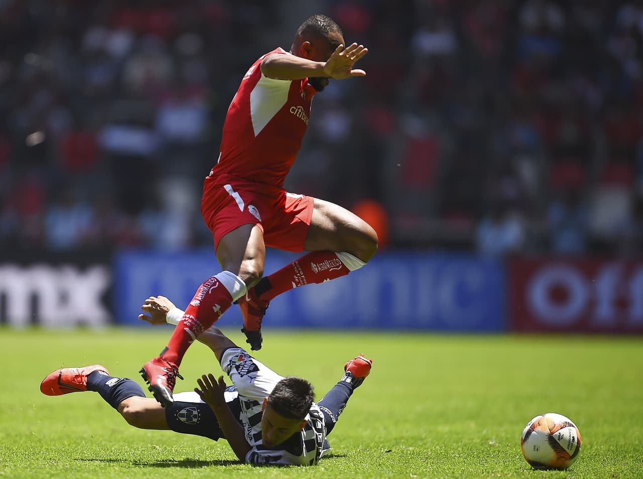 Toluca llego con 14 puntos, seis menos que el octavo en la clasificación, Puebla, a la espera de que juegue Pachuca, con los mismo puntos y un juego pendiente.