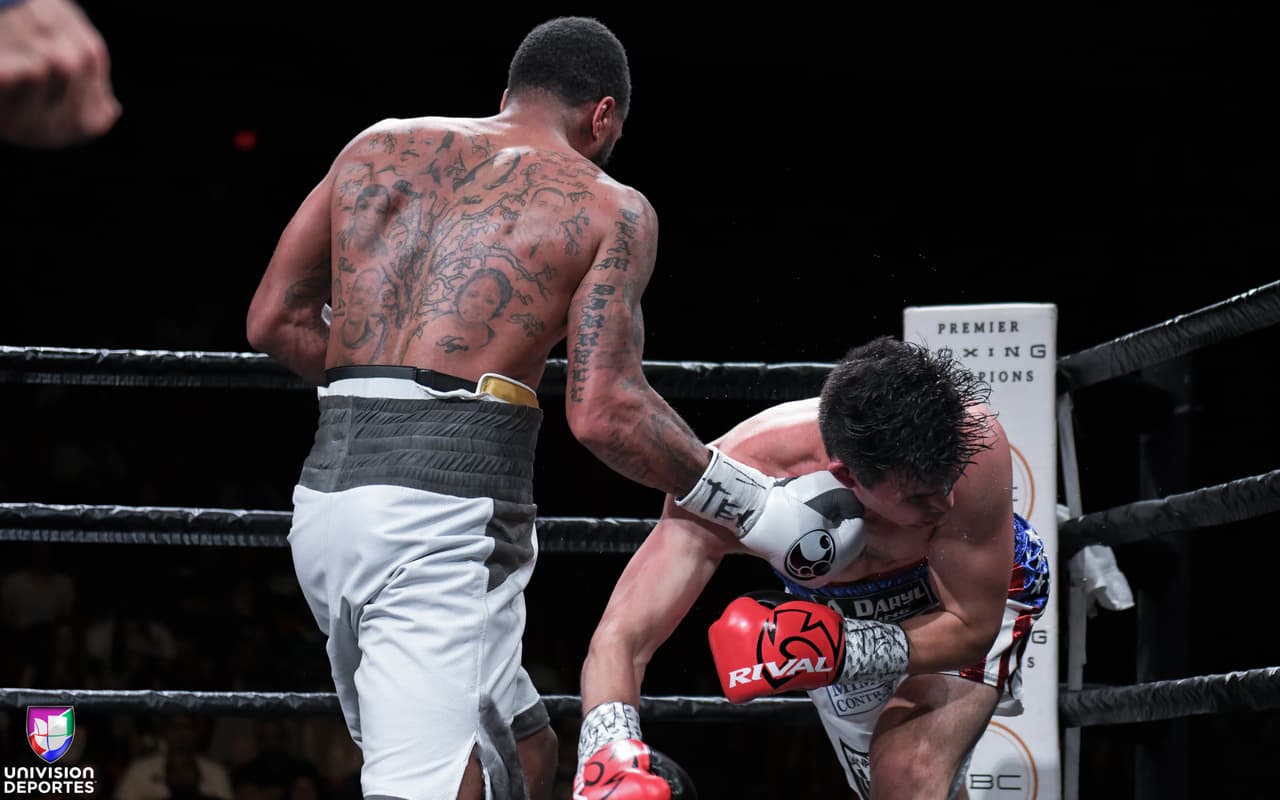 Anthony Dirrell (31-1, 24 KOs) y Able Han (26-3, 16 KOs) arrancaron la velada en El Paso con una decisión unánime a favor de Dirrell tras 10 episodios.