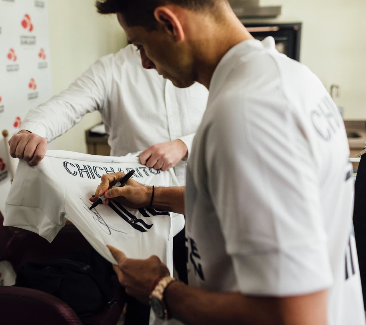 ¡Como estrella de Hollywood! La locura por el entrenamiento de CH14