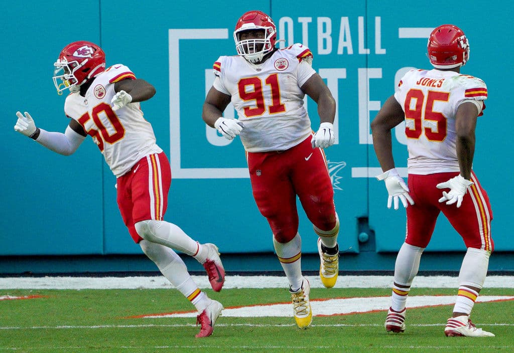 Patrick Mahomes volvió a demostrar que, si su defensa le más tiempo en la ofensiva, es prácticamente imposible ganarle a este equipo.