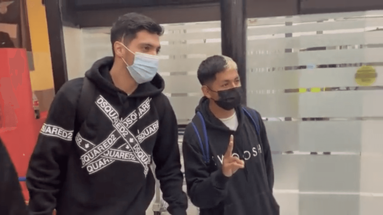 Raúl Jiménez llega a México lesionado y en espera de jugar vs Jamaica