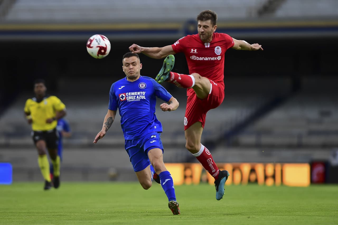 Con gol de Juan Escobar, la Máquina avanza a semifinales y el Toluca queda fuera de la Copa GNP por México.
