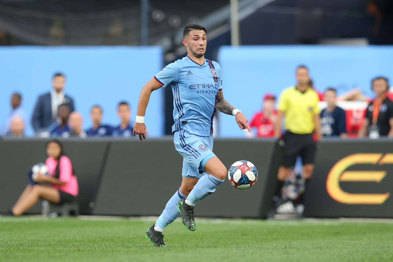 Valentín Castellanos tuvo su primera gran noche frente a la afición de New York City FC. El atacante argentino generó dos penales para su equipo frente a Philadelphia Union, equipo al que -además- le marcó otros dos goles.
