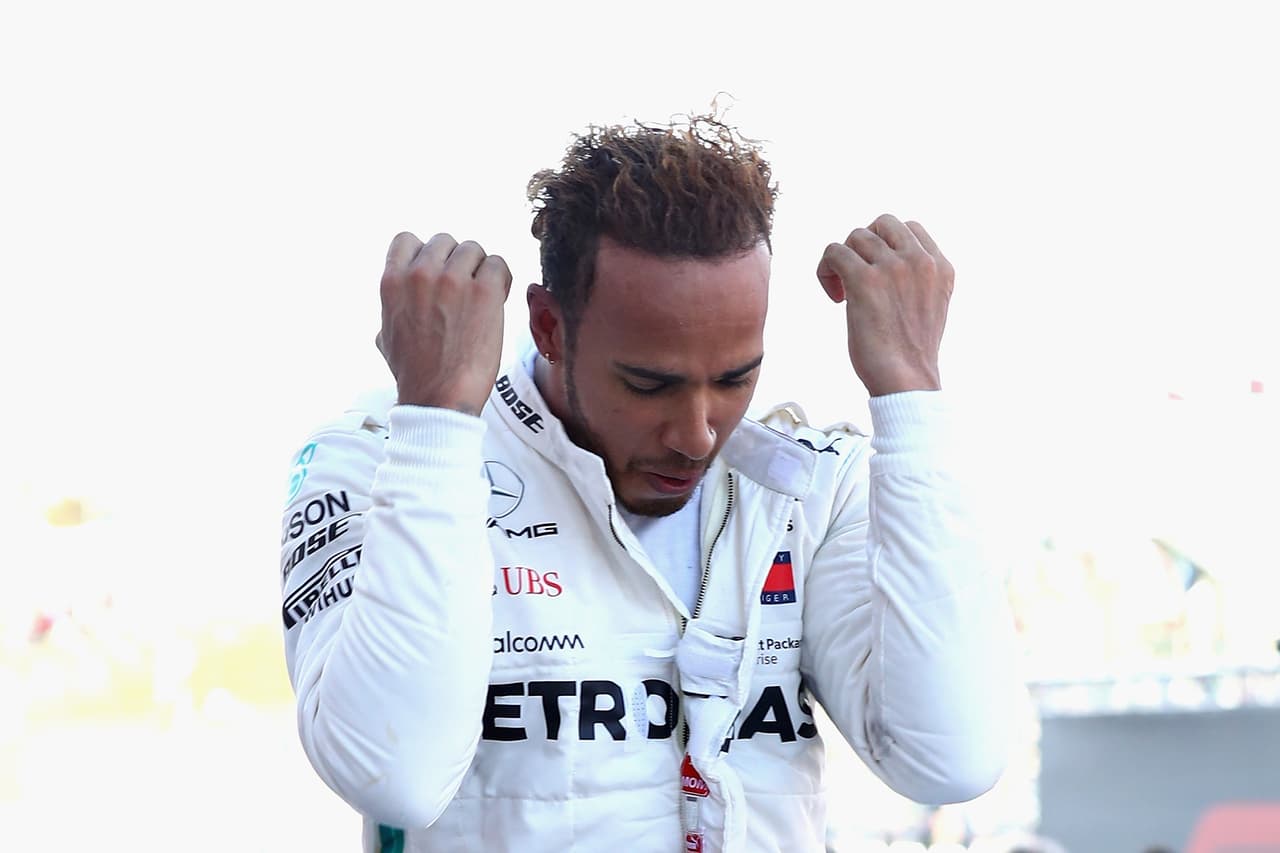 Vettel acabó sexto y Hamilton se puso a nada de alzar su quinto título mundial