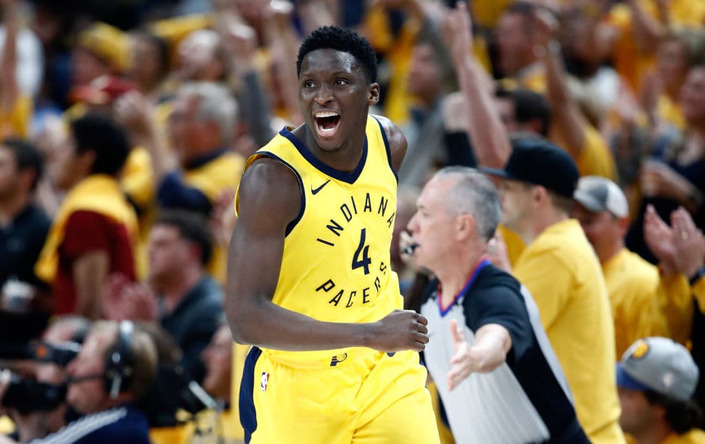 <b>19) Victor Oladipo (indiana Pacers)</b>. Pese a que se proyecta para anotar menos puntos que en 2017-18 (23.1) con 21.8, es una buena opción como SG.