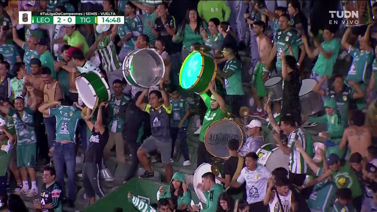 ¡GOL!  anota para León. Ángel Mena