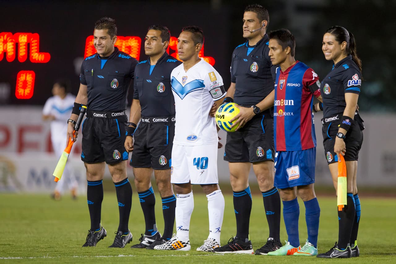 También fichó a John Javier Restrepo (de pasado en el Cruz Azul) aunque el Atlante siempre ha sido el principal obstáculo ya en la liguilla del Ascenso MX.