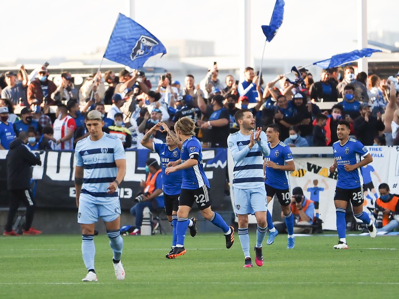 Los Earthquakes perdieron por tercera vez consecutiva en la temporada, esta vez con un 3-1 endosado por Sporting Kansas City.