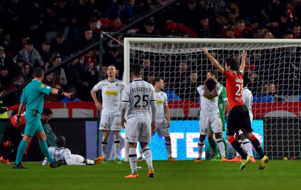 Angers cayó ante el Stade Rennais