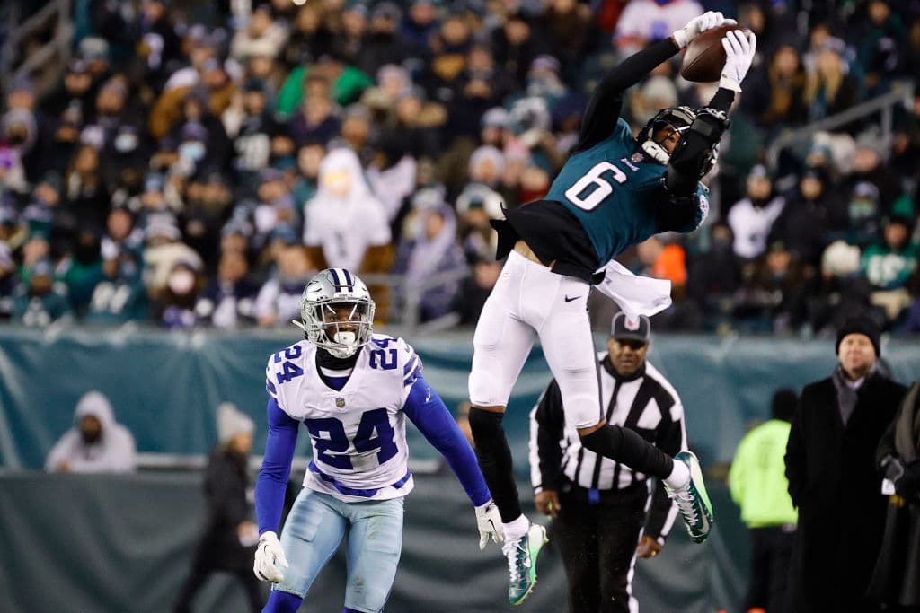 Con cinco pases de anotación, Dak Prescott se convirtió en el hombre de la noche en la victoria 51-26 a las Philadlp`hia Eagles.