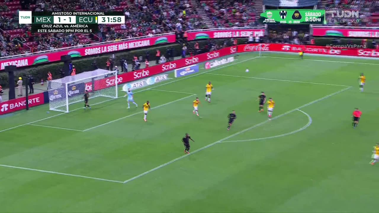 ¡TIRO ATAJADO! disparo por Israel Reyes.