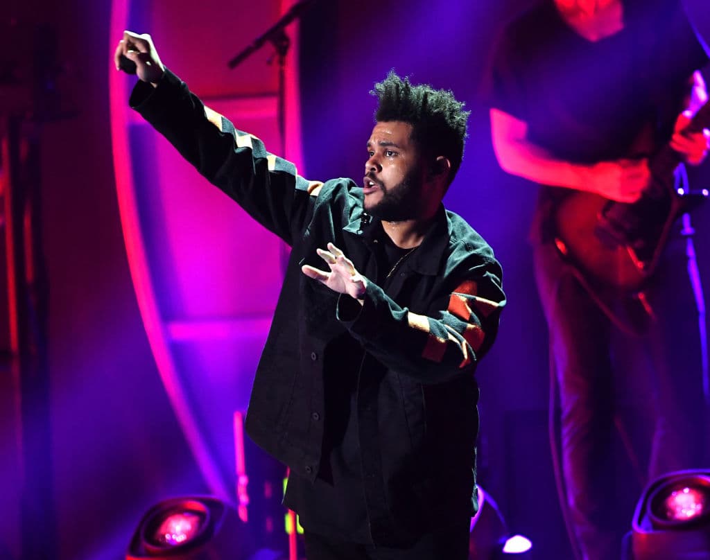 Sin embargo, en redes se filtró una lista de las canciones que interpretará el artista y hay tres nombres que brincaron.