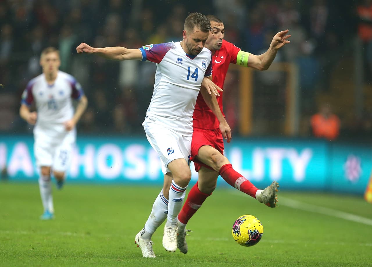 La Selección de Turquía aguantó el 0-0 ante los islandeses y eso le bastó para consumar su clasificación al torneo de selecciones más importantes en el futbol de Europa.