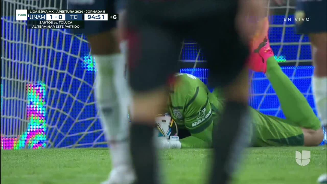 ¡TIRO ATAJADO! disparo por Gilberto Mora.