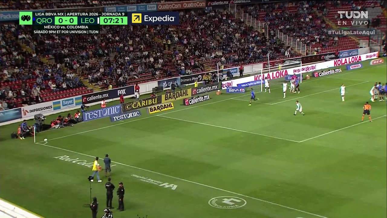 ¡GOL!  anota para Querétaro. Alí Ávila