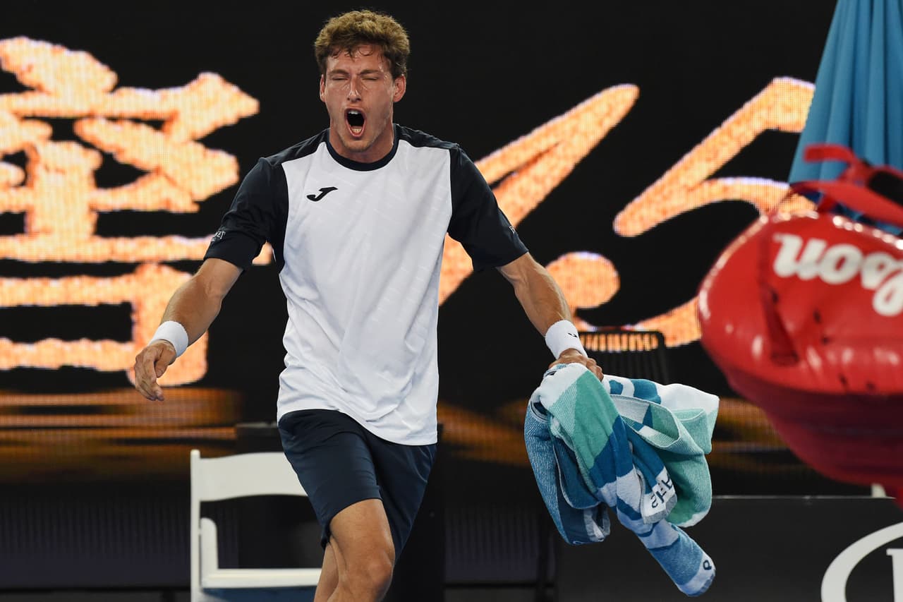 Y así como se cayeron sus sueños de ser uno de los mejores ocho en Australia, la maleta tomó su descenso para dibujar una postal del torneo.