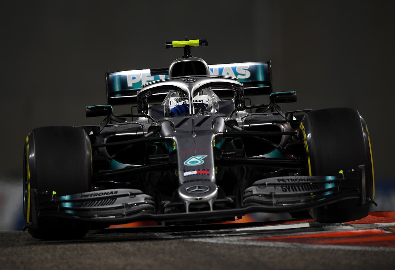 Mercedes seguirá en la F1.